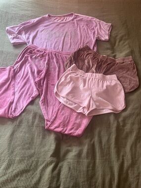 Set of 4 Juicy Couture Pink Sleep Set (all different sizes)